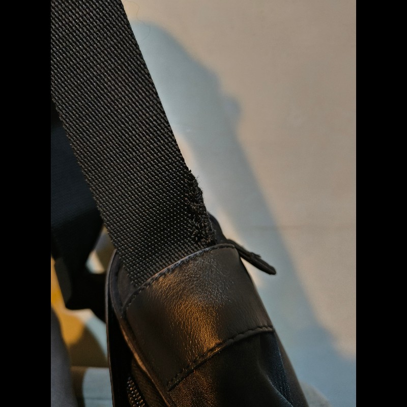 🫅女神購物節狂降（原$13800）‼️只到3/15⏰【8成新】㊣✨PRADA✨普拉達 黑色 輕量 帆布 皮革 單釦 掀蓋式 郵差包 肩背包 斜背包 /二手包/二手精品/保證正品🌳二手樹屋🌳-18