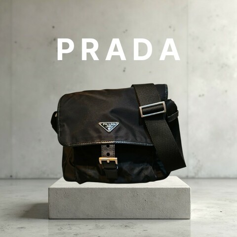 ✈️老闆出國不在‼️狂降甜價至4/5（原15800）【8成新】㊣✨PRADA✨普拉達 黑色 輕量 帆布 皮革 單釦 掀蓋式 郵差包 肩背包 斜背包 /二手包/二手精品/保證正品🌳二手樹屋🌳