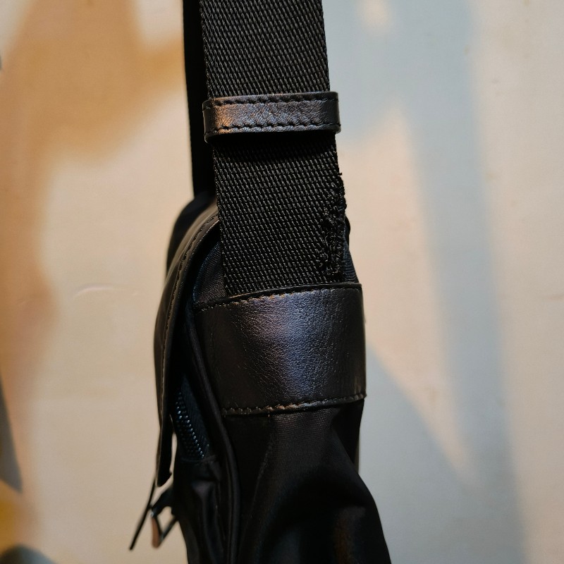 🫅女神購物節狂降（原$13800）‼️只到3/15⏰【8成新】㊣✨PRADA✨普拉達 黑色 輕量 帆布 皮革 單釦 掀蓋式 郵差包 肩背包 斜背包 /二手包/二手精品/保證正品🌳二手樹屋🌳-26