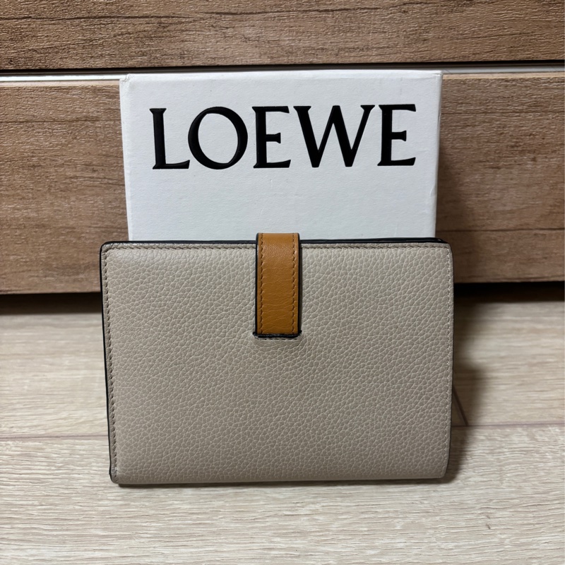 LOEWE 短夾 中夾～台中專櫃購入-8