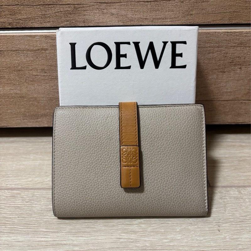 LOEWE 短夾 中夾～台中專櫃購入-14