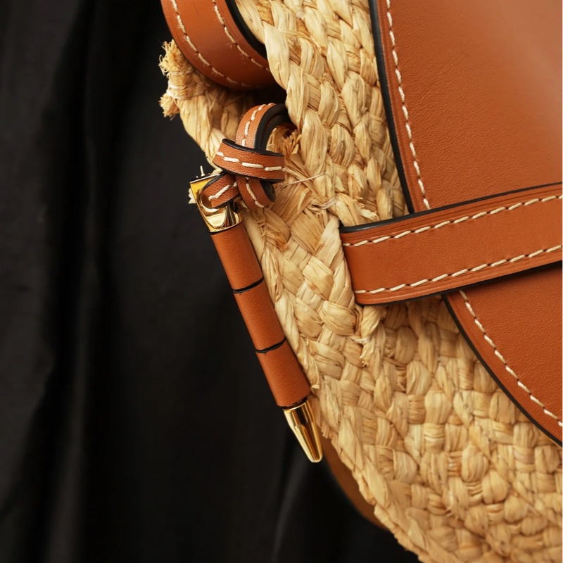 平台最低價最新✨近新閒置未用品✨斷貨款夏日必備Loewe Gate small金棕色牛皮拼接拉菲草蝴蝶結草編包馬鞍包-12