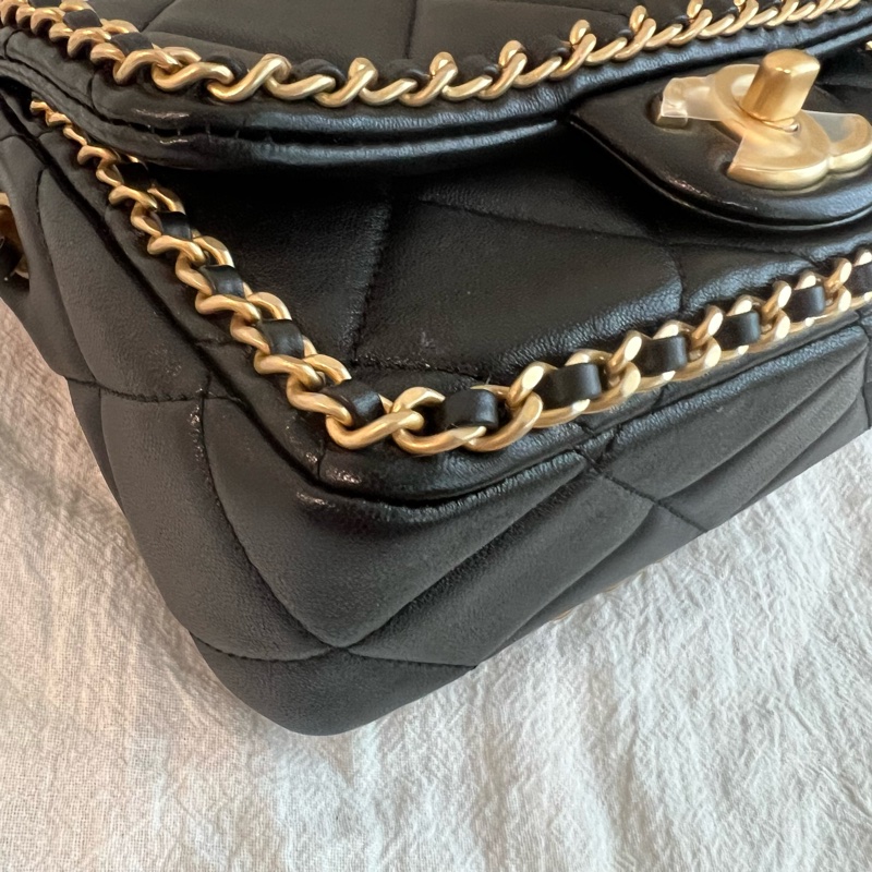ෆ Chanel 滾邊穿皮鍊黑金cf 🖤24B-8