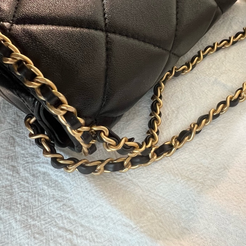 ෆ Chanel 滾邊穿皮鍊黑金cf 🖤24B-13
