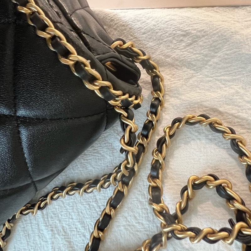 ෆ Chanel 滾邊穿皮鍊黑金cf 🖤24B-14