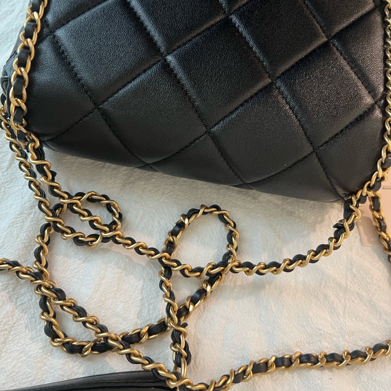 ෆ Chanel 滾邊穿皮鍊黑金cf 🖤24B-18