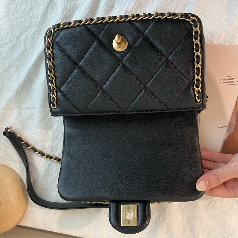 ෆ Chanel 滾邊穿皮鍊黑金cf 🖤24B-19