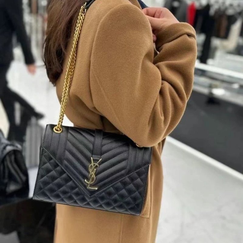 YSL黑金 斜背包 背過兩三次而已 很新-0