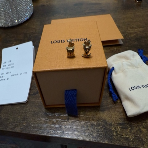 M02716 LV Sailor 耳環 專櫃購入