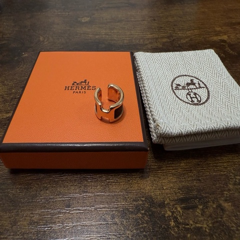 愛馬仕 Hermes’s Olympe耳骨夾，PM 專櫃購入