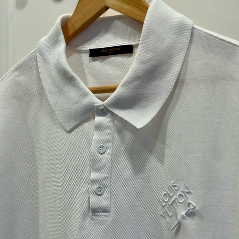 Louis Vuitton 白色刺繡別針Polo衫 尺碼XL
