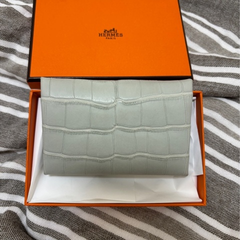 Hermes Calvi 鱷魚皮 卡包 W刻 水晶灰