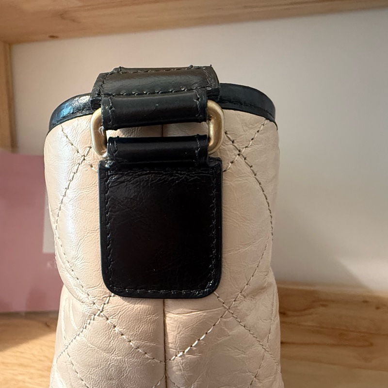 Chanel 流浪包中號 Gabrielle Medium bag-10