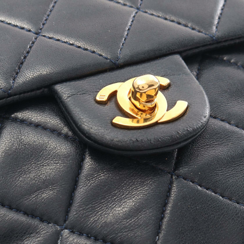 CHANEL 迷你 Matelasse 20 鏈條單肩包 A01163 小羊皮 海軍藍 二手 GHW CC-10
