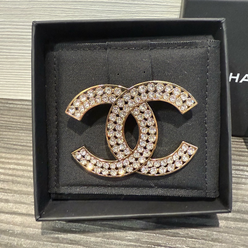 Chanel 雙C胸針 全新品-3