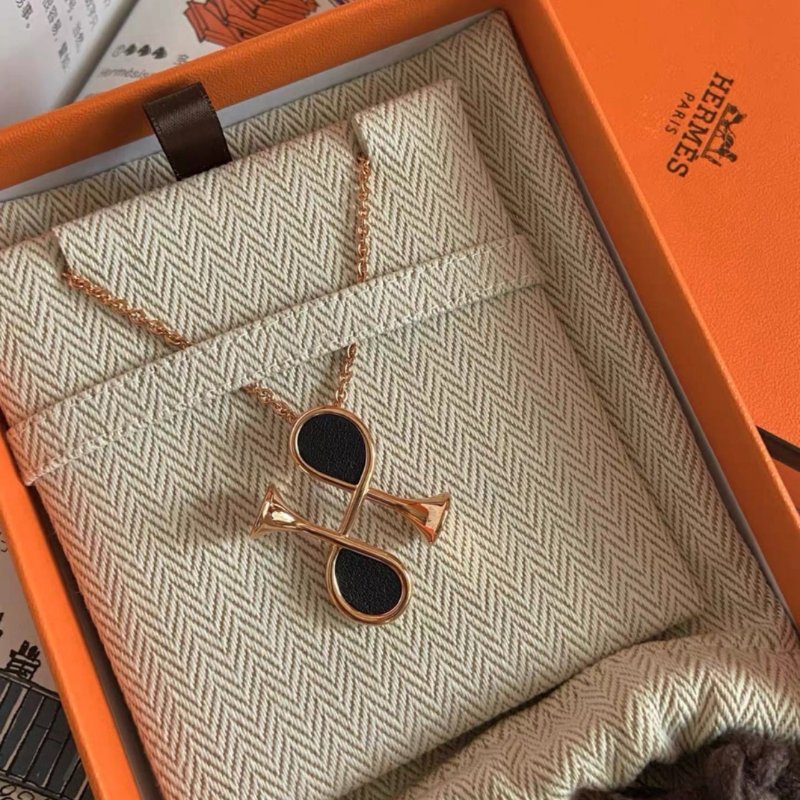 hermes cor H小喇叭項鍊黑色毛衣鏈 斷貨款 全新配件盒子塵袋-0