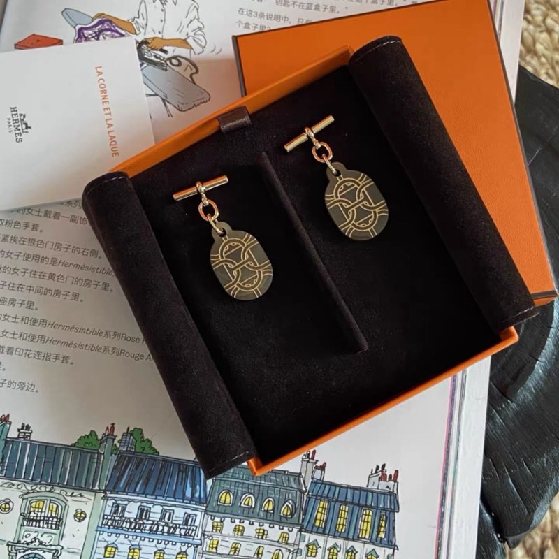 hermes chaine d‘ancre 龜背牛角耳環猪鼻子耳釘 限量款全新配件盒子-3