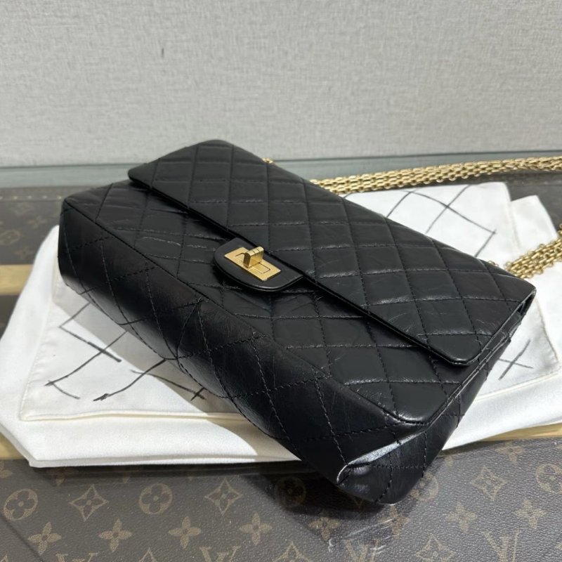 CHANEL 黑金菱格紋2.55中號肩背斜背鏈條包 28*18*8 99新 配件盒子塵袋-3