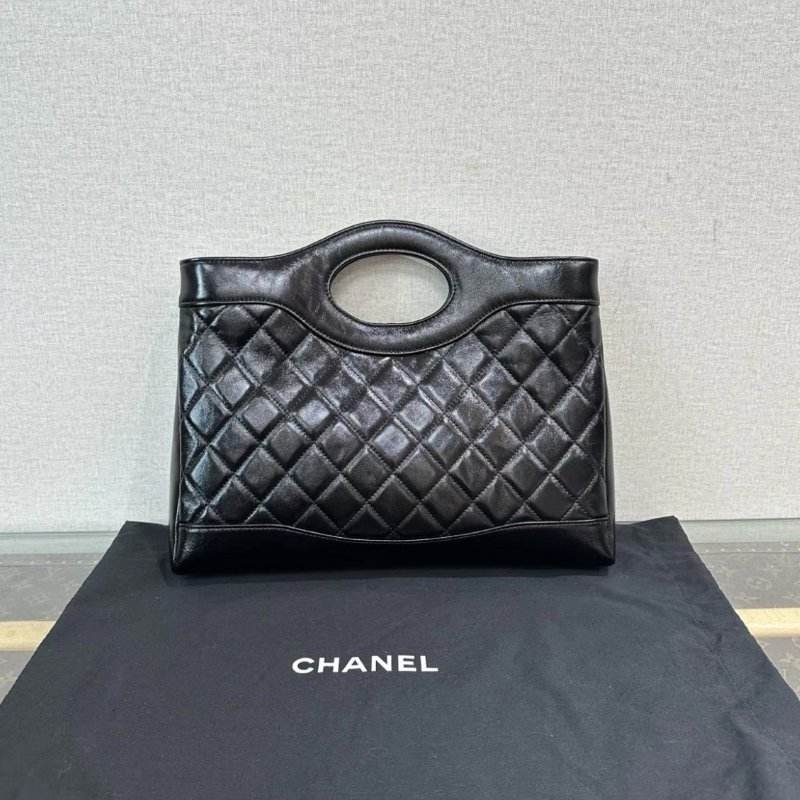 CHANEL 黑金31bag大號手提肩背斜背包 36*25*8 全新閒置 配件塵袋-2