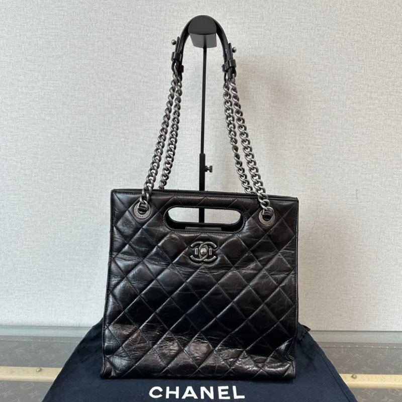 CHANEL 黑銀油蠟皮孟買手提肩背包 29*27*12 98新配件:塵袋-0