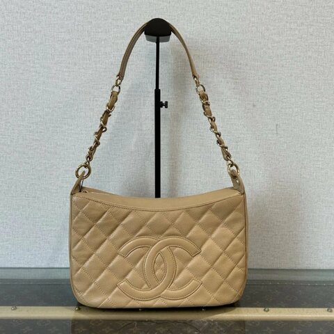 CHANEL杏色金菱格紋肩背腋下包 28*17*9 98新 配件塵袋