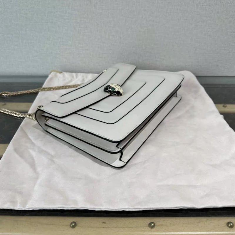 BVLGARI 奶昔白中號蛇頭鏈條包27*18*5 98新配件塵袋盒子-4