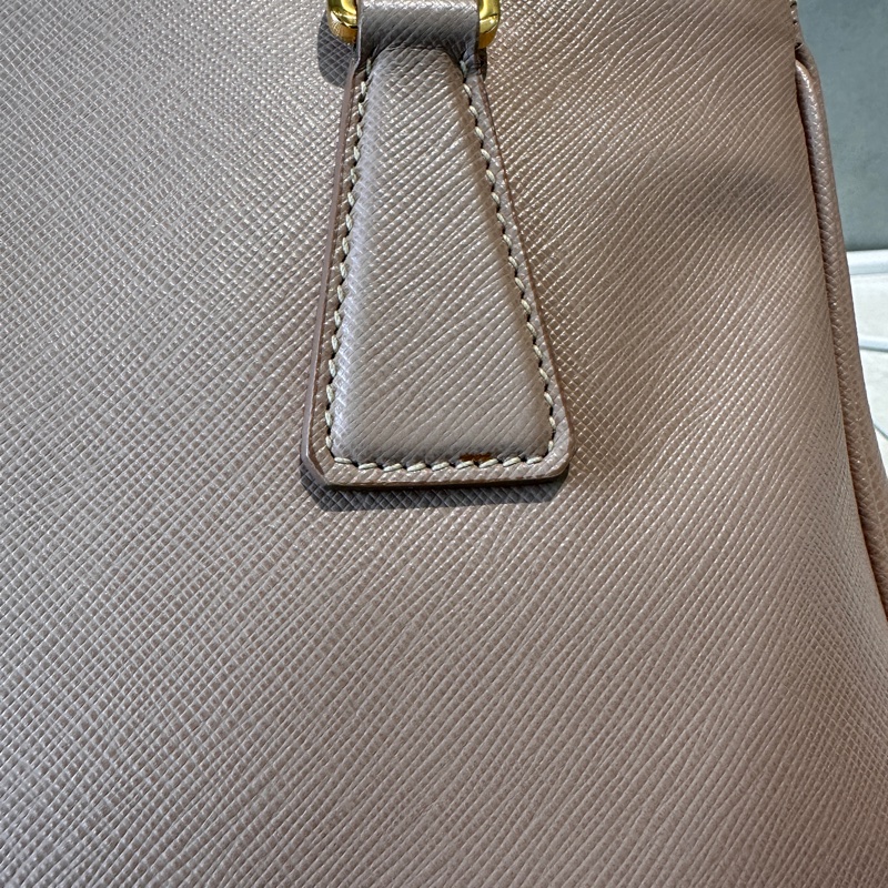 Prada Galleria Saffiano 雙拉鏈 小號 粉膚色 送Prada 紫色長夾-5