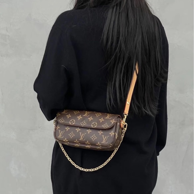 LV原花下蓋IVY WOC兩用肩側背包M81911-1