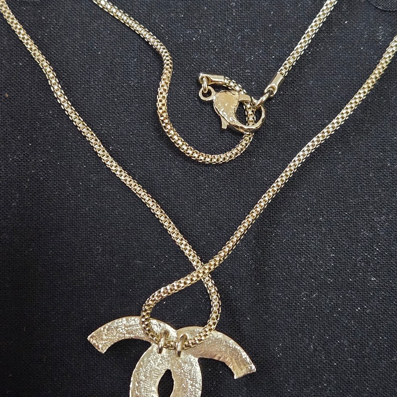 香奈兒短鏈。近全新-4