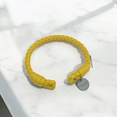 莉亞精品♡ BV 編織皮手環 黃色 近新閒置品