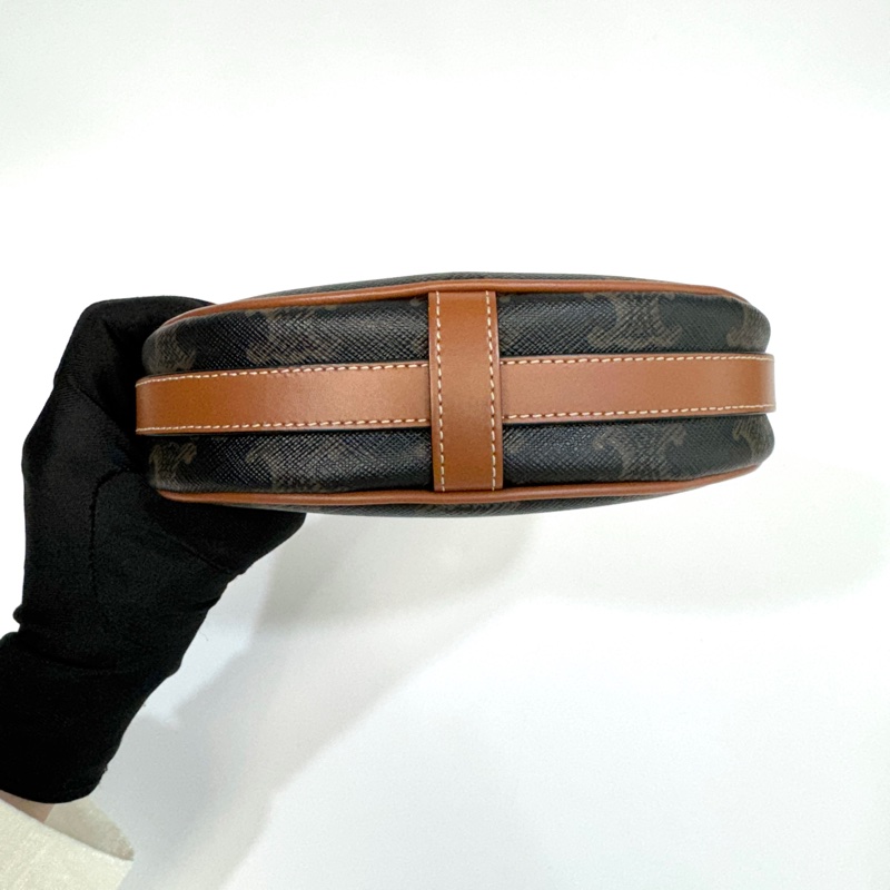 Celine老花棕牛皮凱旋門Mini AVA腋下包-6