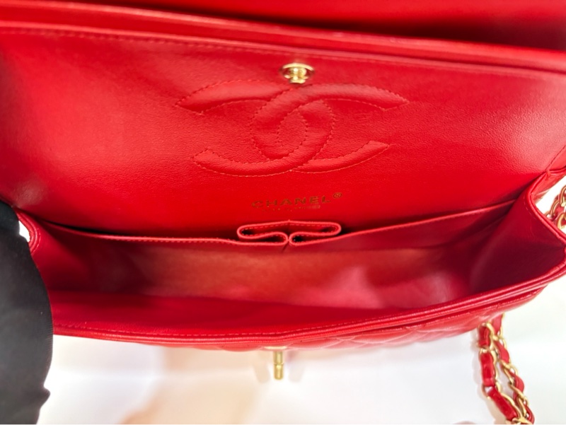 CHANEL紅色小羊皮金釦CF25口蓋肩背包 A01112-5