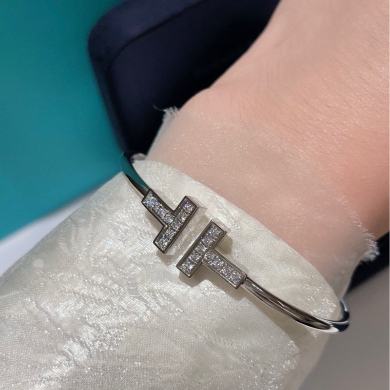 TIFFANY & CO.蒂芙尼 T系列 鑲鑽線圈 18K白金 女款 銀色-0