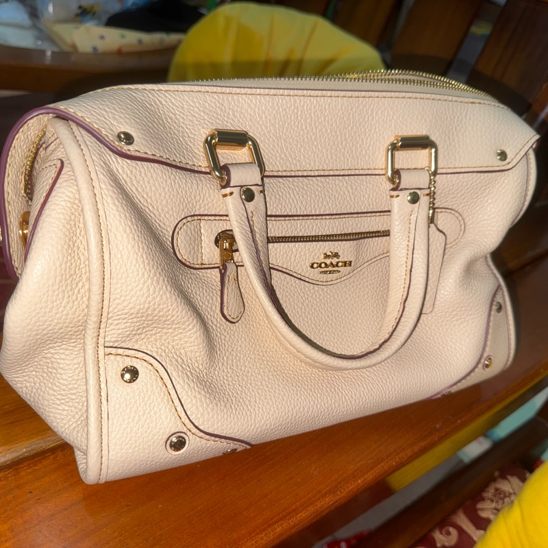 coach米白色托特包-1