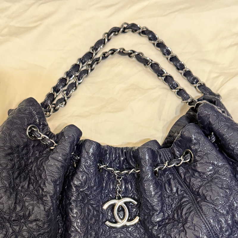 95成新 Chanel 香奈兒 山茶花水晶油蠟皮 超美 狀態很好 南瓜包-14