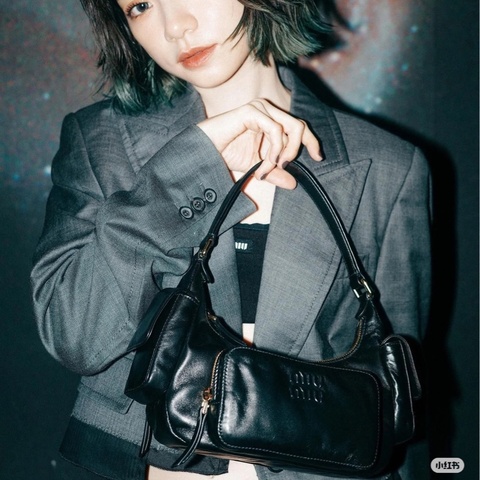 MIU MIU mini秀款機車hobo 晶片款