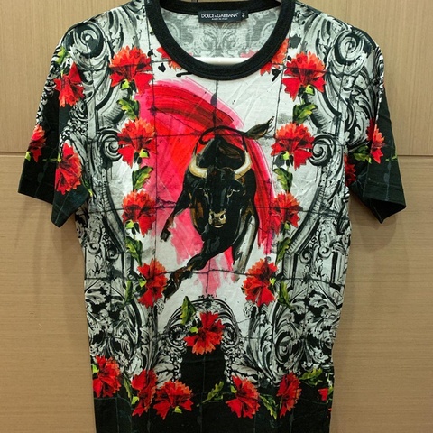 Dolce&Gabbana正品44號9成新-原價兩萬四-送洗留有送洗標-東京購入-肩寬41胸寬48衣長70袖長21