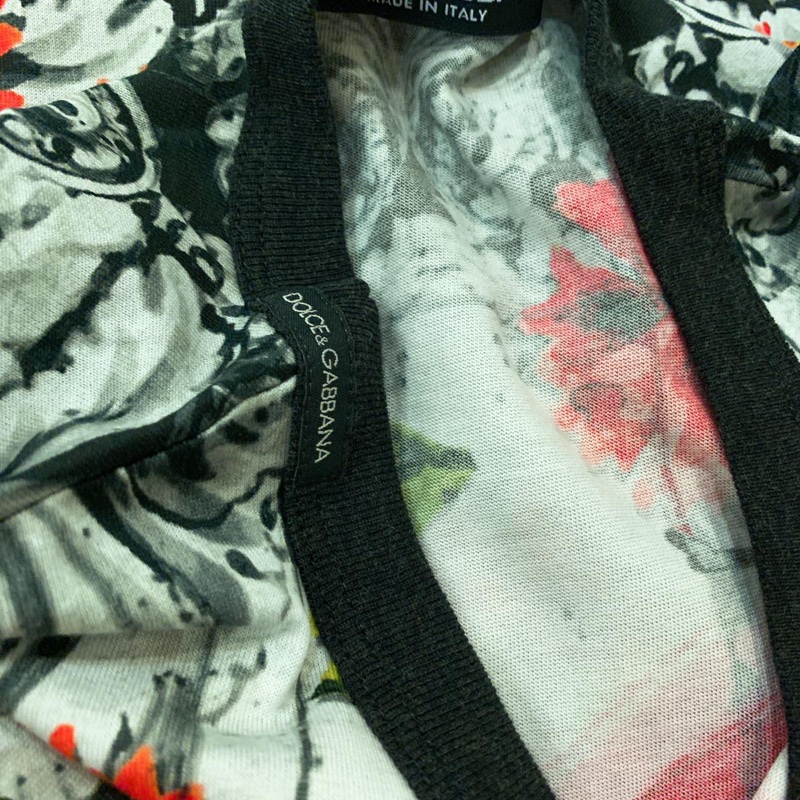 Dolce&Gabbana正品44號9成新-原價兩萬四-送洗留有送洗標-東京購入-肩寬41胸寬48衣長70袖長21-4