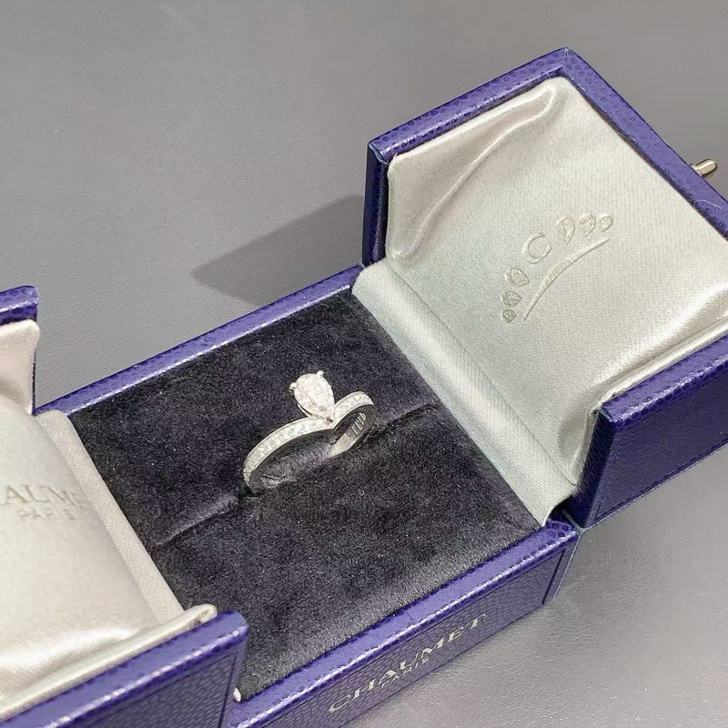 Chaumet尚美 Josephine Aigrette加冕·爱系列 白鹭冠冕 V字型水滴钻戒-1