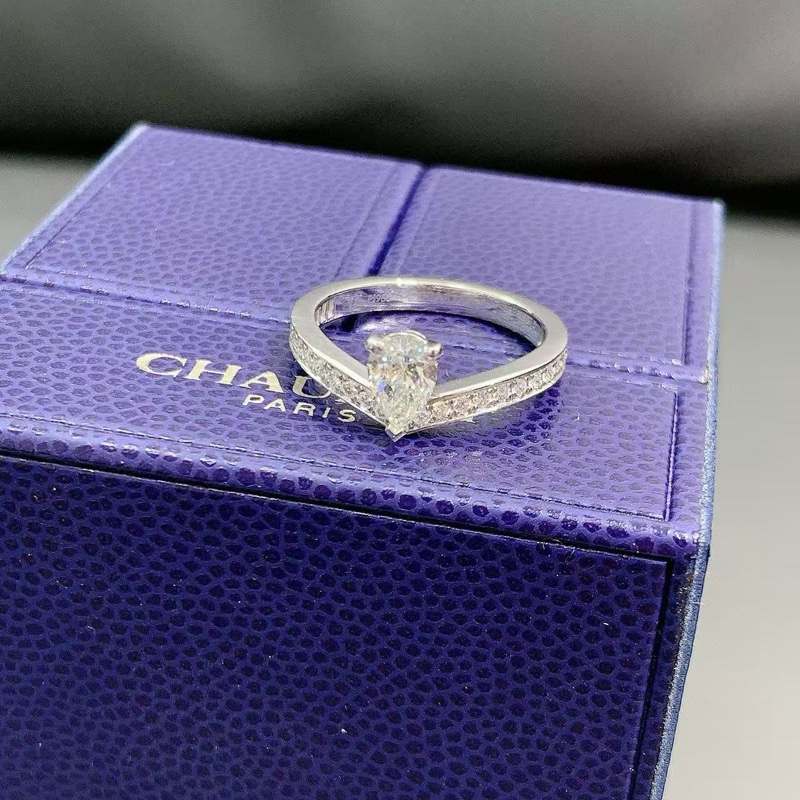 Chaumet尚美 Josephine Aigrette加冕·爱系列 白鹭冠冕 V字型水滴钻戒-3