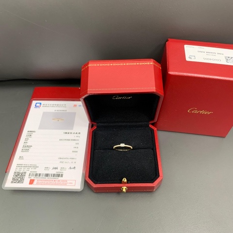 Cartier卡地亚 ETINCELLE DE Cartier系列 玫瑰金满钻公主方钻钻戒