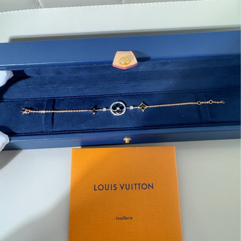 LV路易威登 Idylie blosso 花卉手链-0