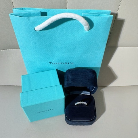Tiffany蒂芙尼 Forever系列 PT950铂金排钻戒指