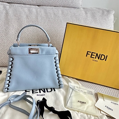 ~~Fendi peekaboo 莫蘭迪藍 皮革滾邊款 迷你款~~