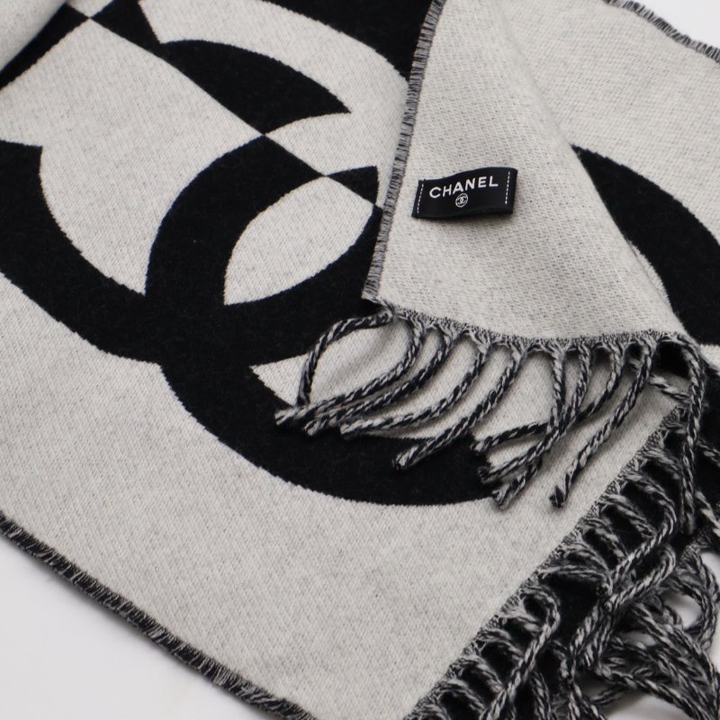CHANEL 24K黑白拚色圍巾-4