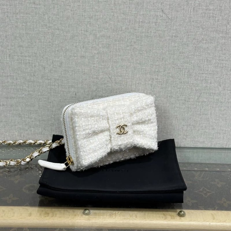 CHANEL vic禮物白金毛呢蝴蝶結肩背斜背包11*8*3 全新配件塵袋盒子-1