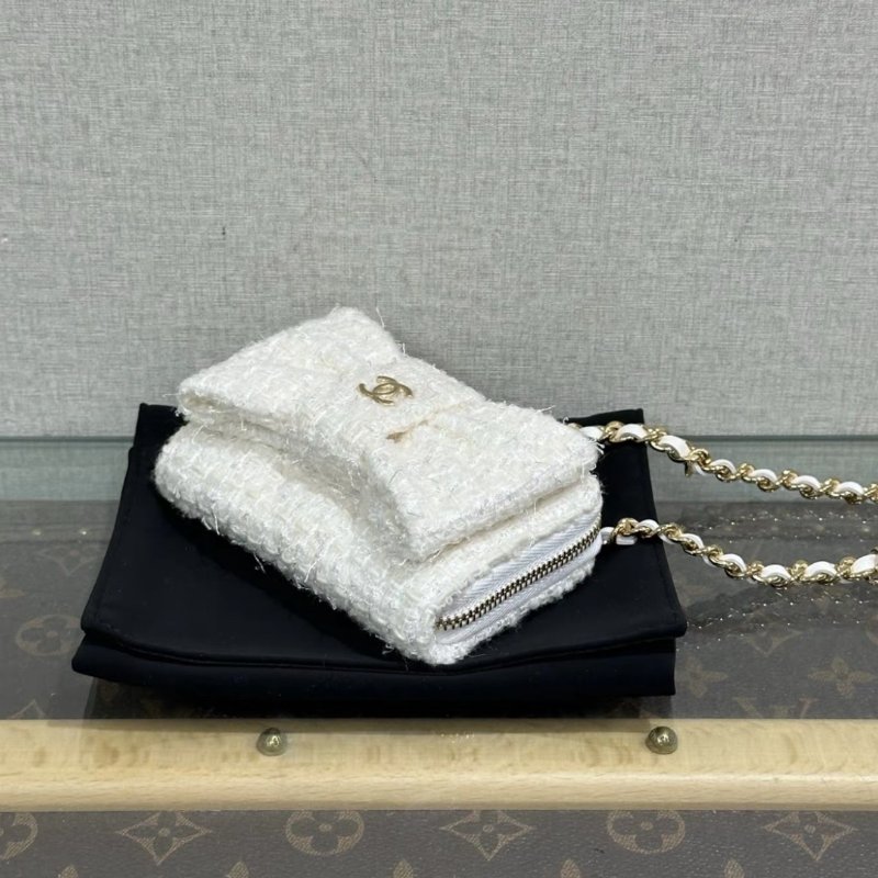 CHANEL vic禮物白金毛呢蝴蝶結肩背斜背包11*8*3 全新配件塵袋盒子-4