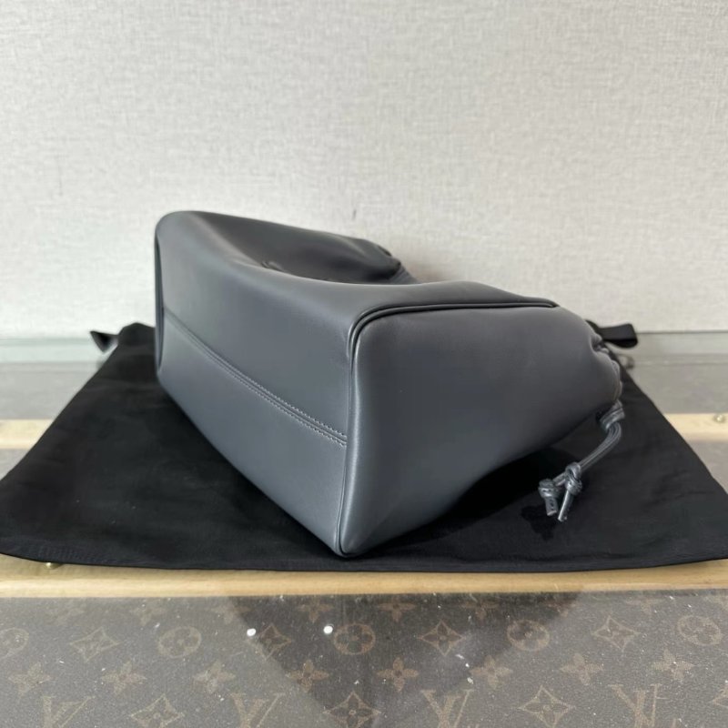 CELINE Cabas Triomphe灰金手提斜背包22*18*13 99新配件塵袋-4