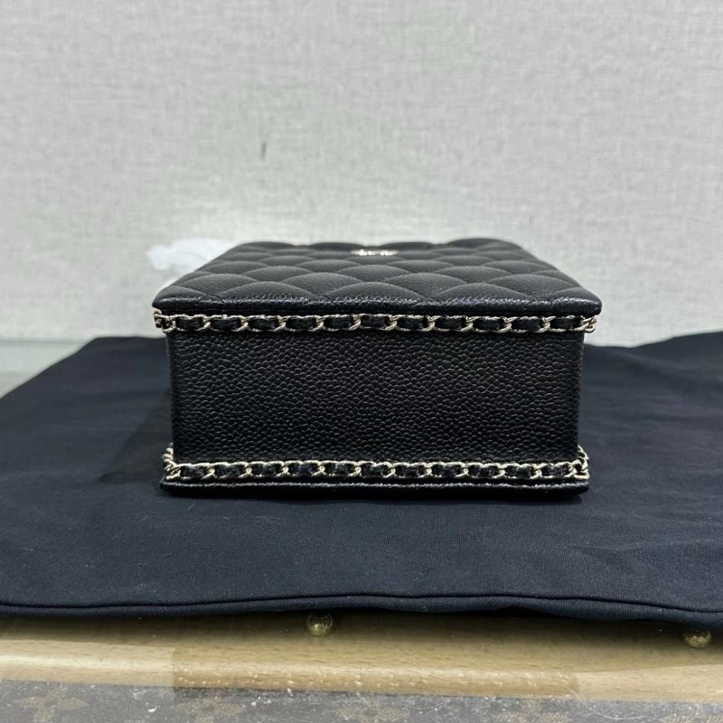 CHANEL 22S黑金魚子醬晚宴包14*19*6 99新 配件塵袋-3