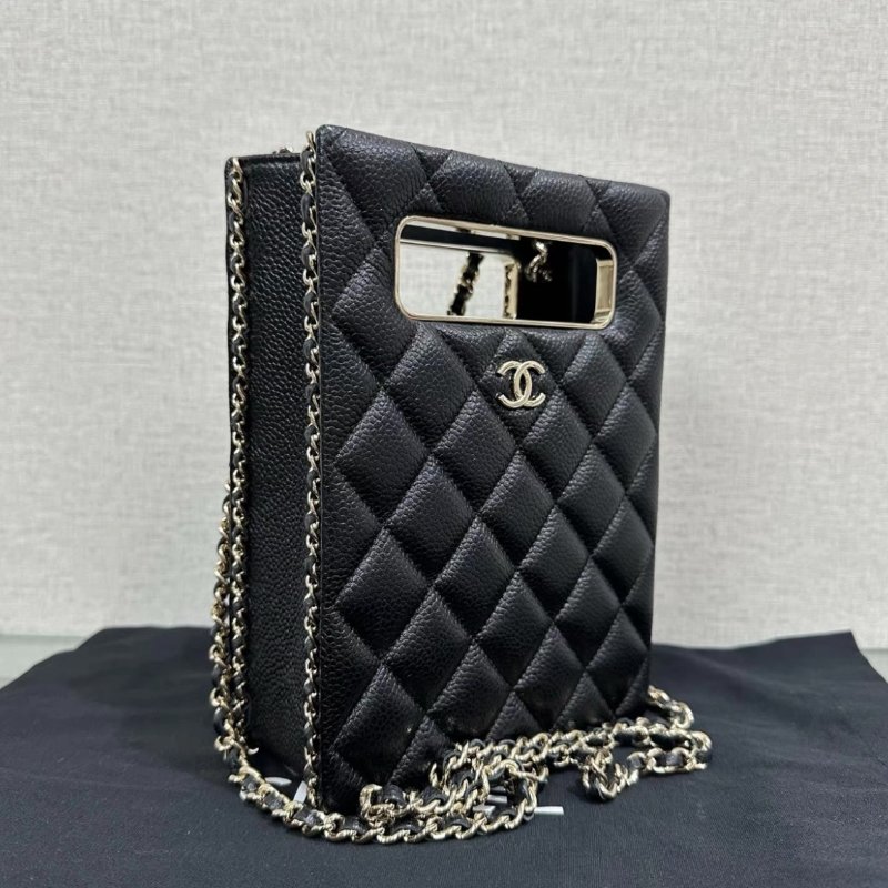CHANEL 22S黑金魚子醬晚宴包 14*19*6 99新配件塵袋-1